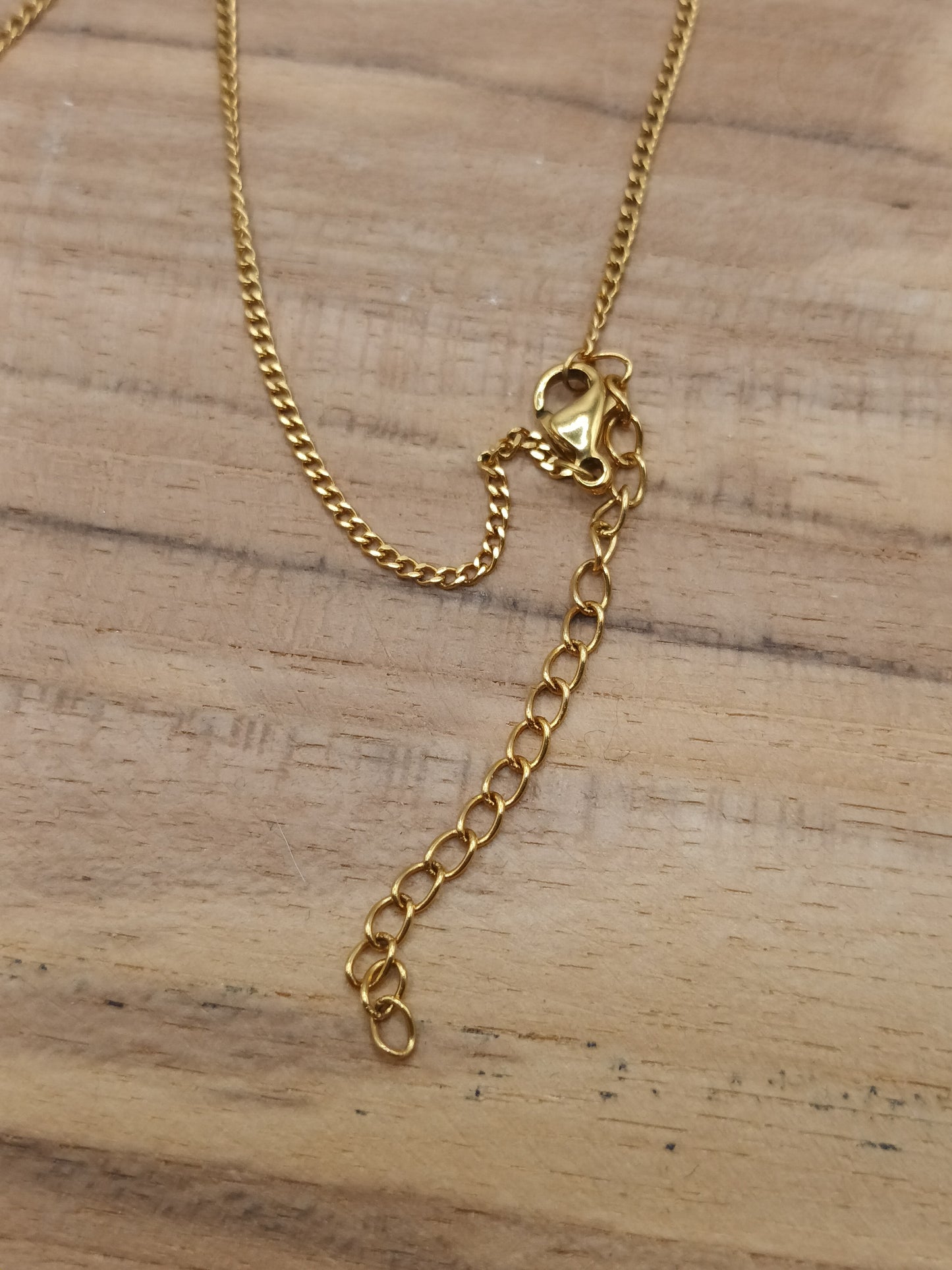 Collier en acier inoxydable doré avec pendentif en amazonite